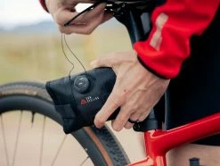 KOM Saddle Roll with ATOP Dial for Saddle Bags -Bags & Luggage shop 90276 3